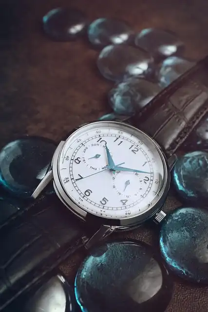 Richemont Sales Rise, Jewelry Shines, Watches Lag